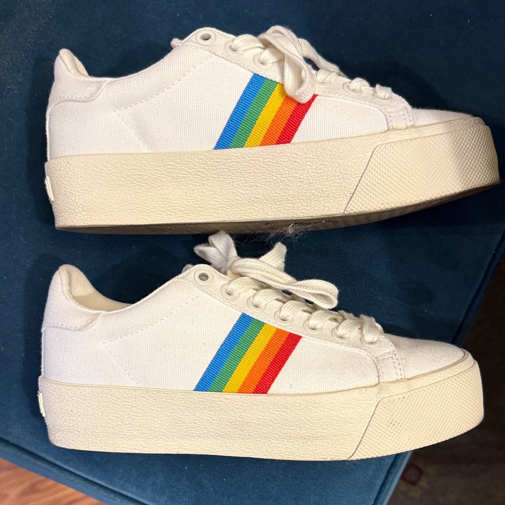 Gola Cream Sneakers with Rainbow Stripes
